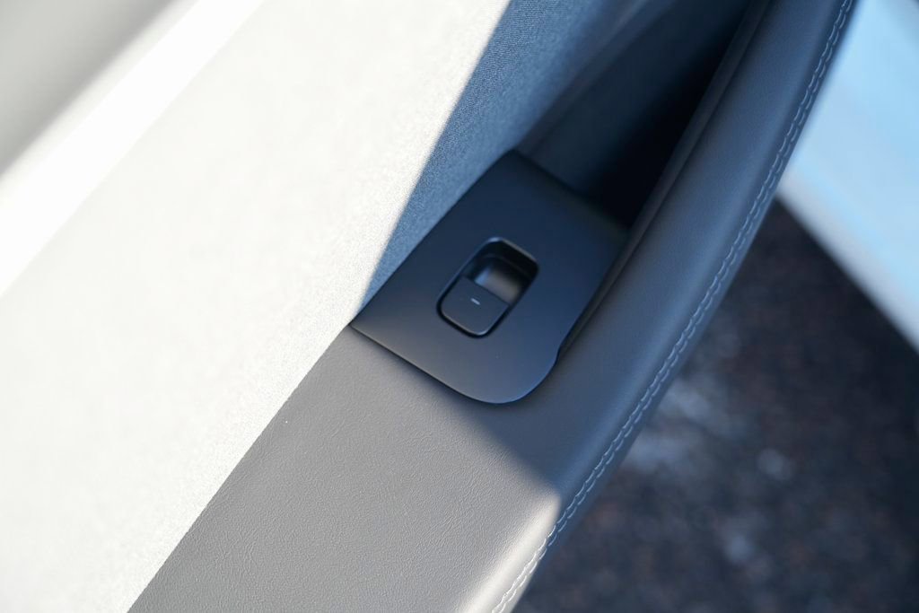 Used 2026 Tesla Model 3 Long Range image 28