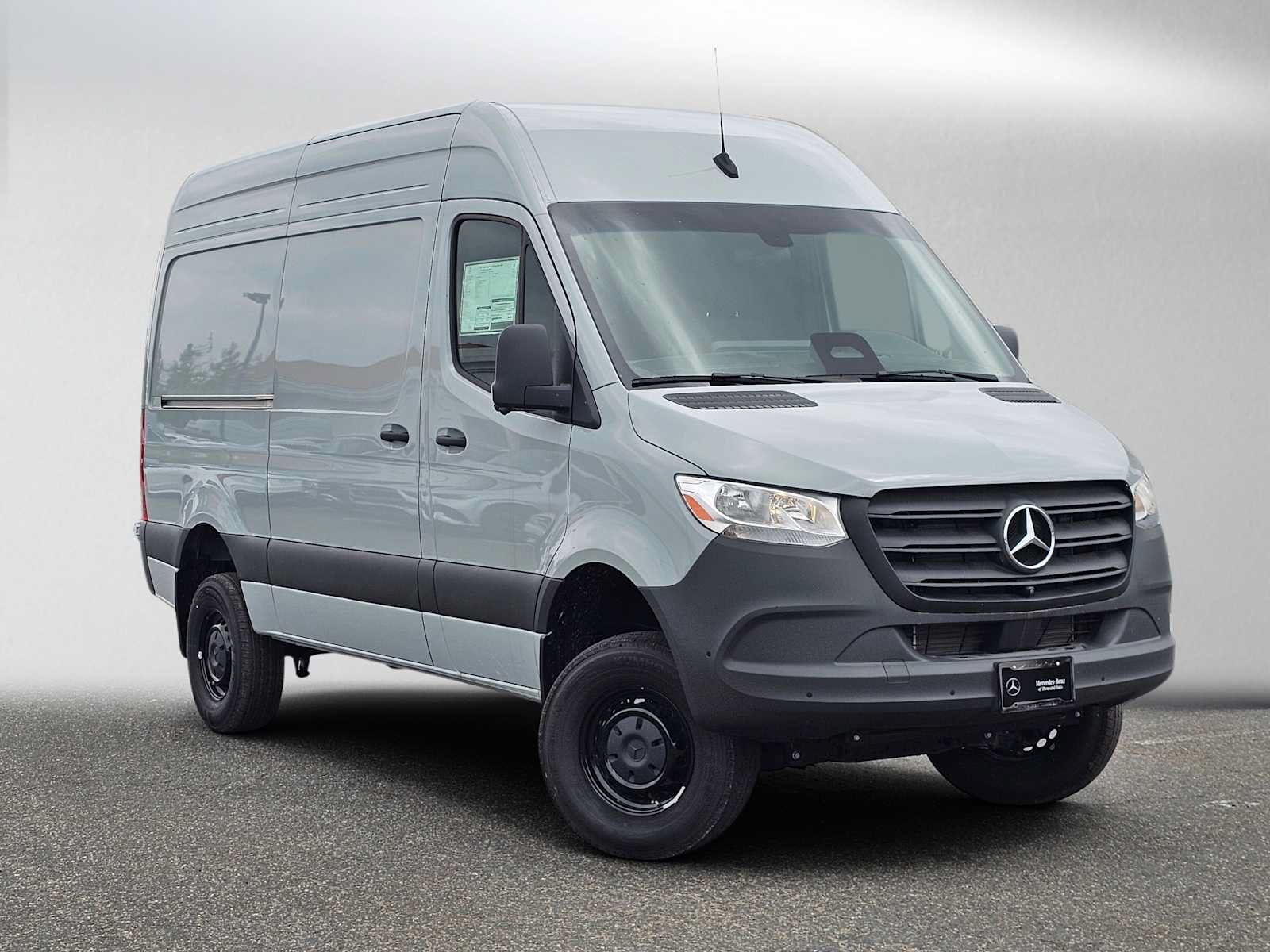 New 2025 Mercedes-Benz Sprinter 2500 image 1