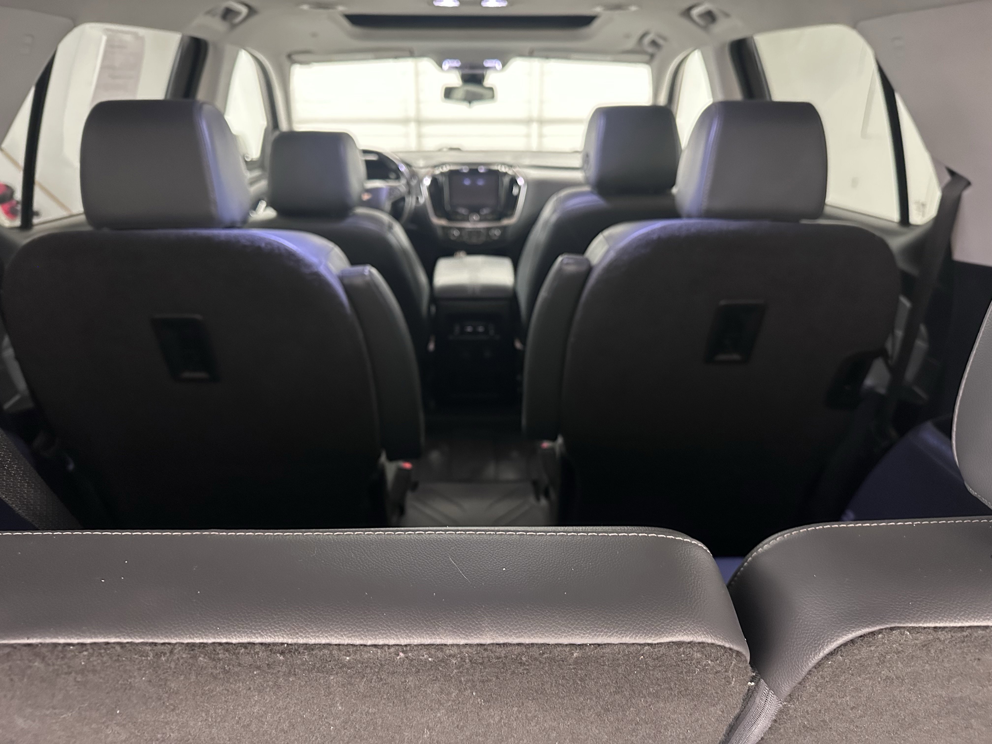 Used 2019 Chevrolet Traverse Premier w/ Driver Confidence II Package image 24