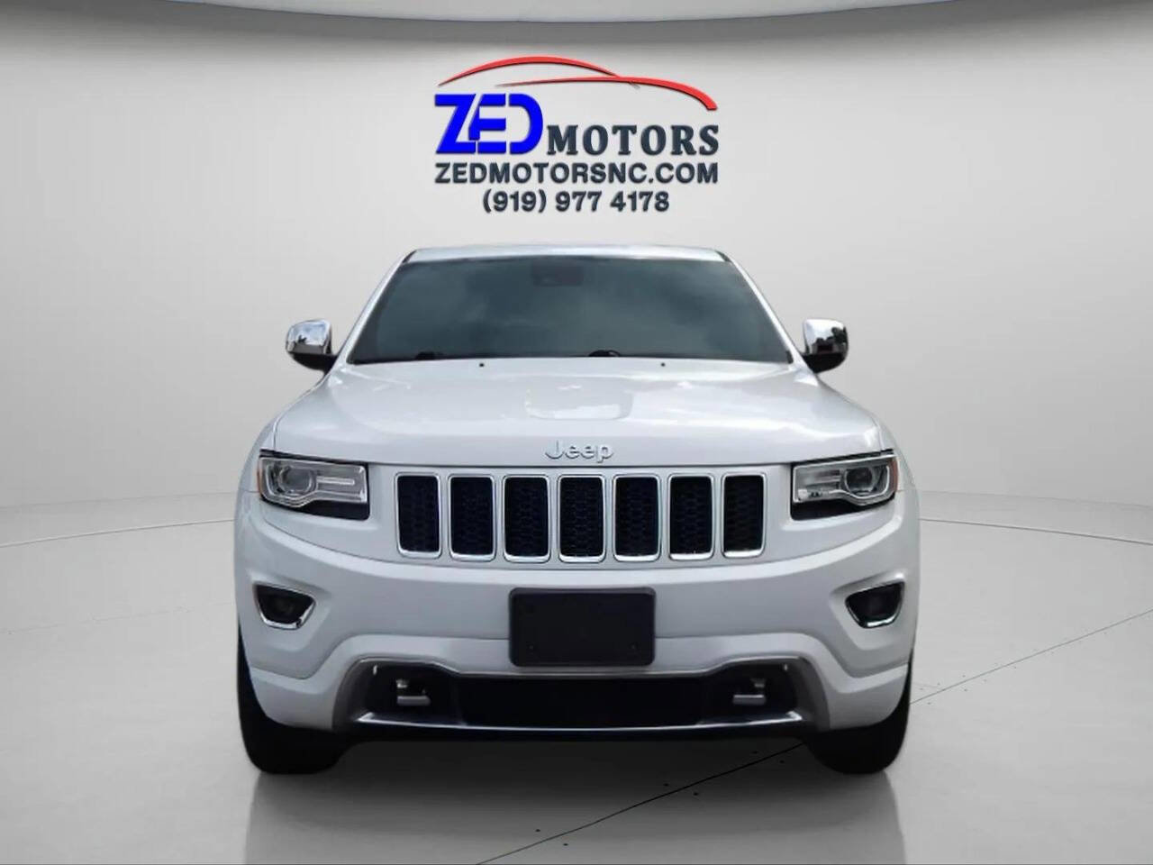 Used 2016 Jeep Grand Cherokee Overland w/ Advanced Technology Group image 2
