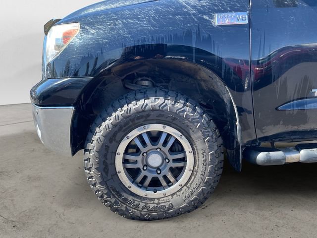 Used 2011 Toyota Tundra Limited w/ Platinum Pkg image 13