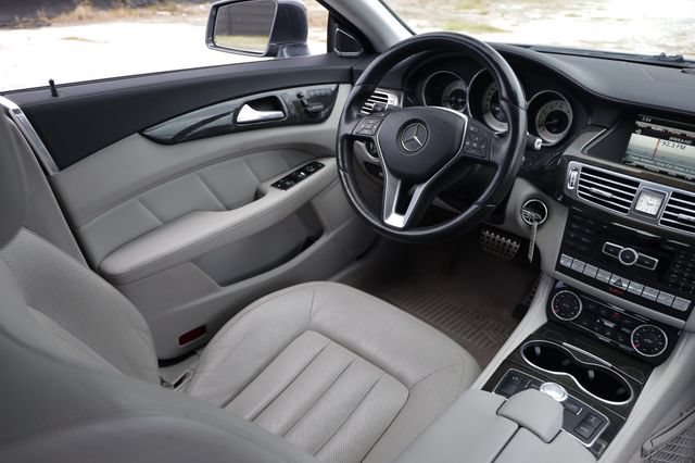 Used 2014 Mercedes-Benz CLS 550 4MATIC image 24
