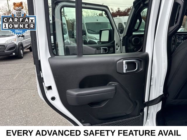 Used 2022 Jeep Wrangler Unlimited Sport image 38