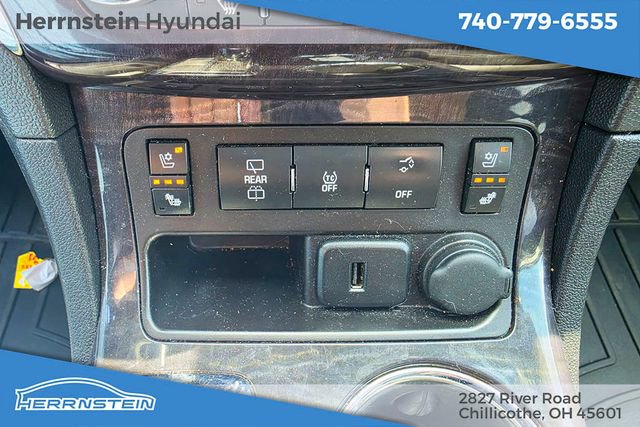 Used 2017 Buick Enclave Premium AWD/4WD image 22