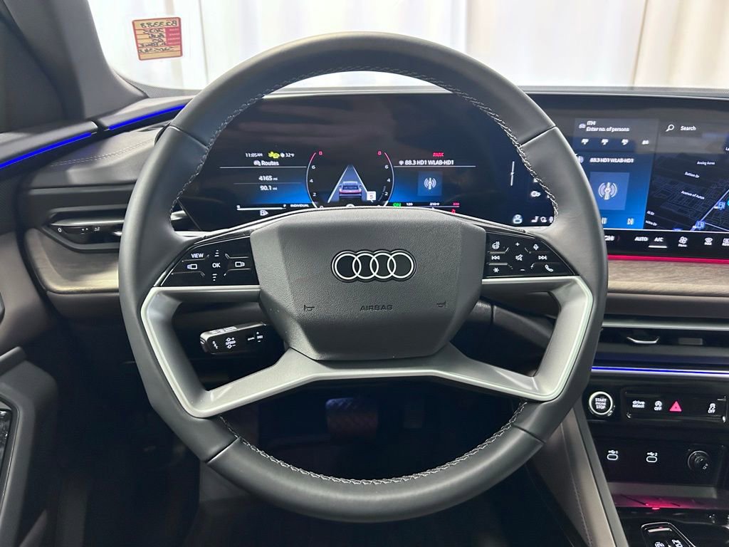 Used 2025 Audi Q5 Premium w/ Convenience Package image 8