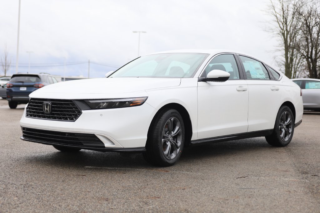 New 2026 Honda Accord EX-L image 3
