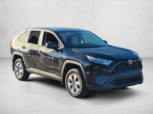 Used 2025 Toyota RAV4 LE FWD image 3