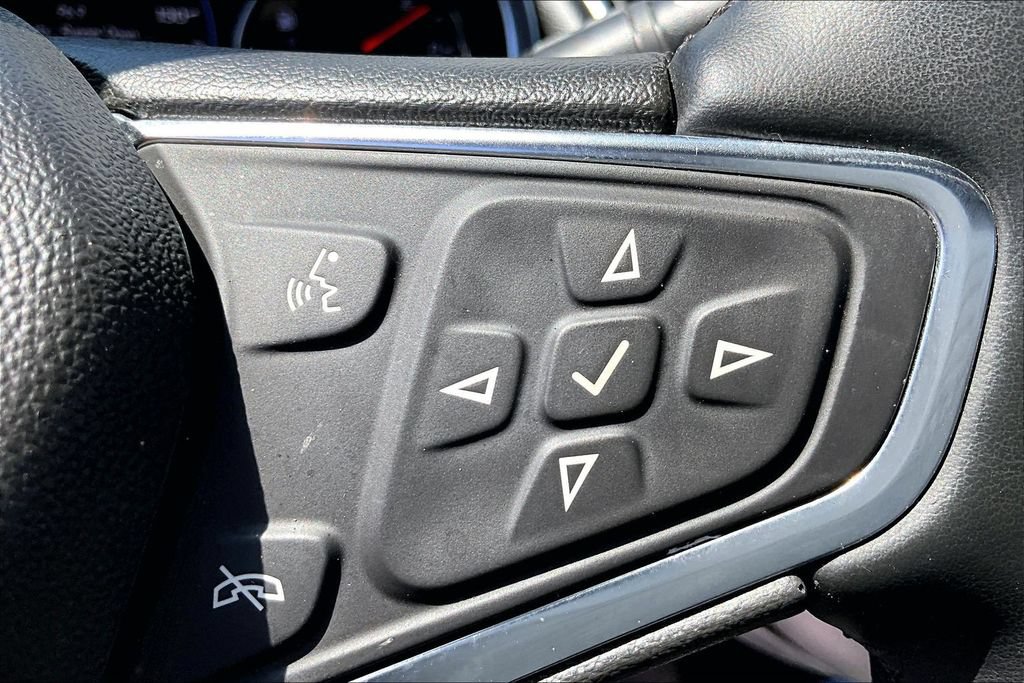 Used 2024 Chevrolet Malibu LT FWD image 11