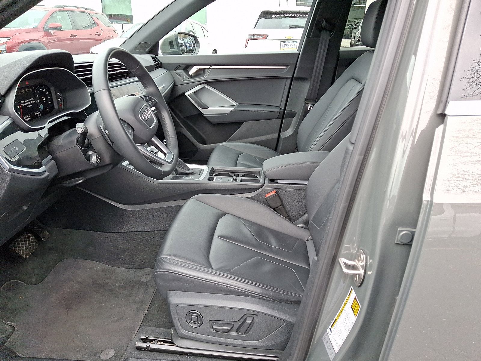 Used 2025 Audi Q3 2.0T Premium AWD/4WD image 15