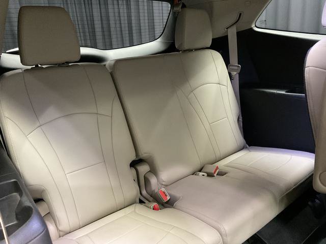 Used 2019 Buick Enclave Essence FWD image 16