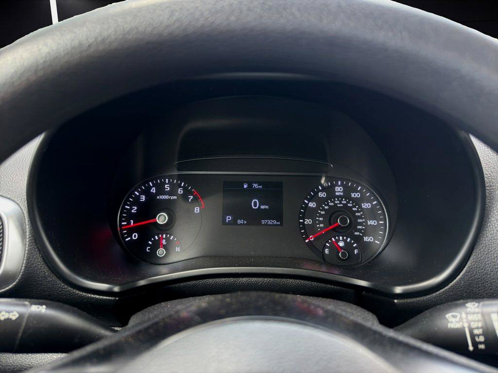 Used 2020 Kia Soul LX FWD image 17