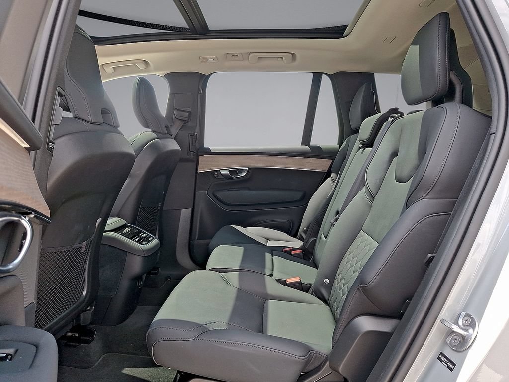 Certified 2026 Volvo XC90 B6 Plus AWD/4WD image 26