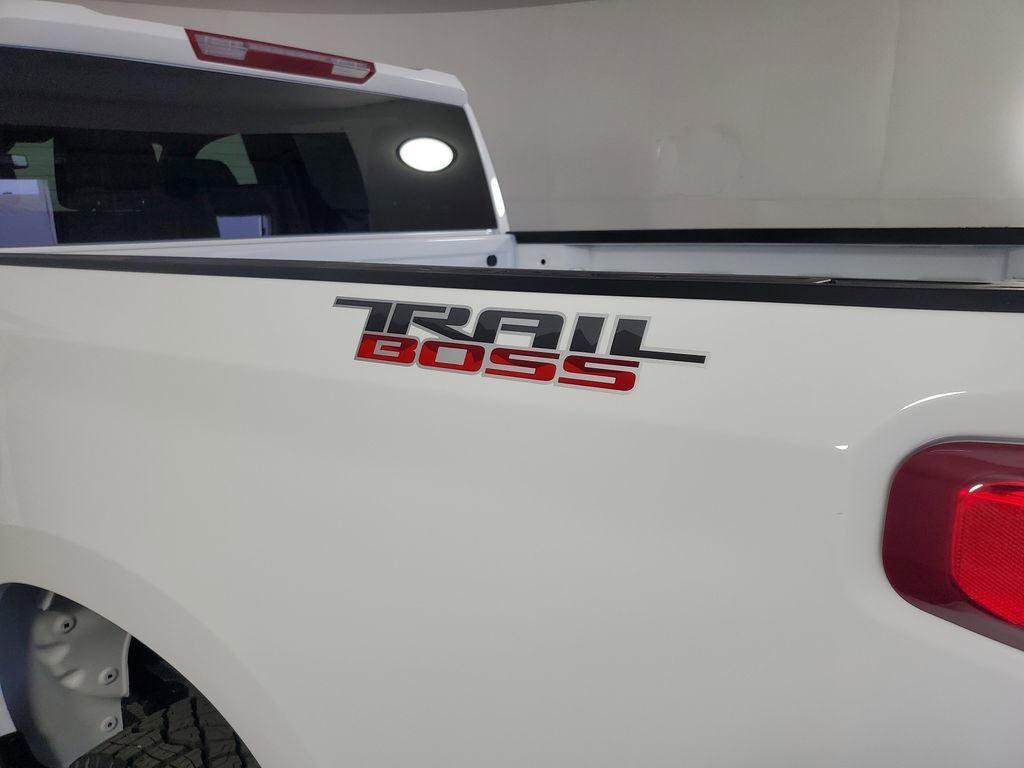 New 2026 Chevrolet Silverado 1500 Custom Trail Boss AWD/4WD image 31