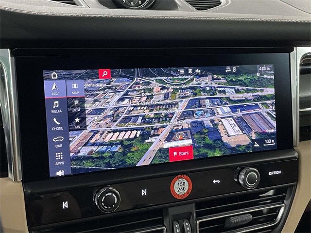 Used 2025 Porsche Macan image 29