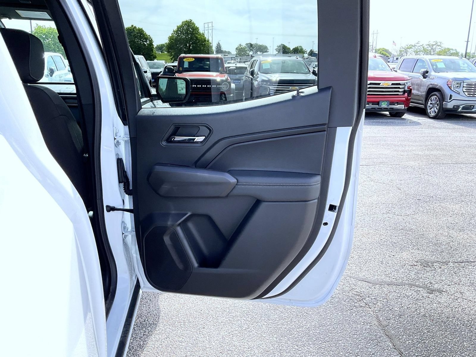 New 2026 GMC Canyon Elevation w/ Convenience Package AWD/4WD image 17