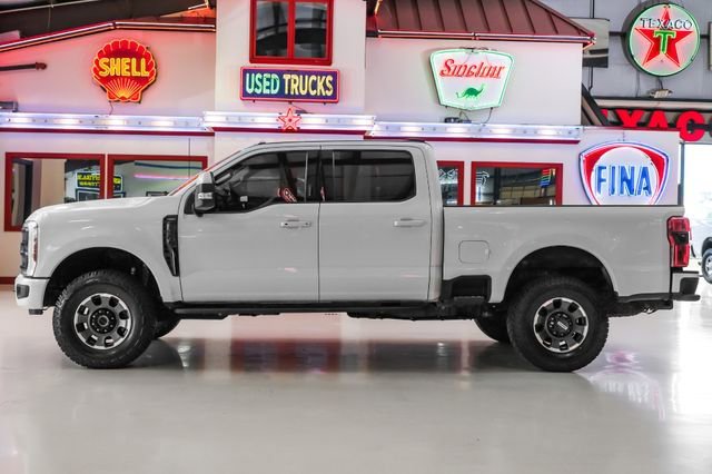 Used 2023 Ford F250 Lariat w/ Tremor Off-Road Package image 11