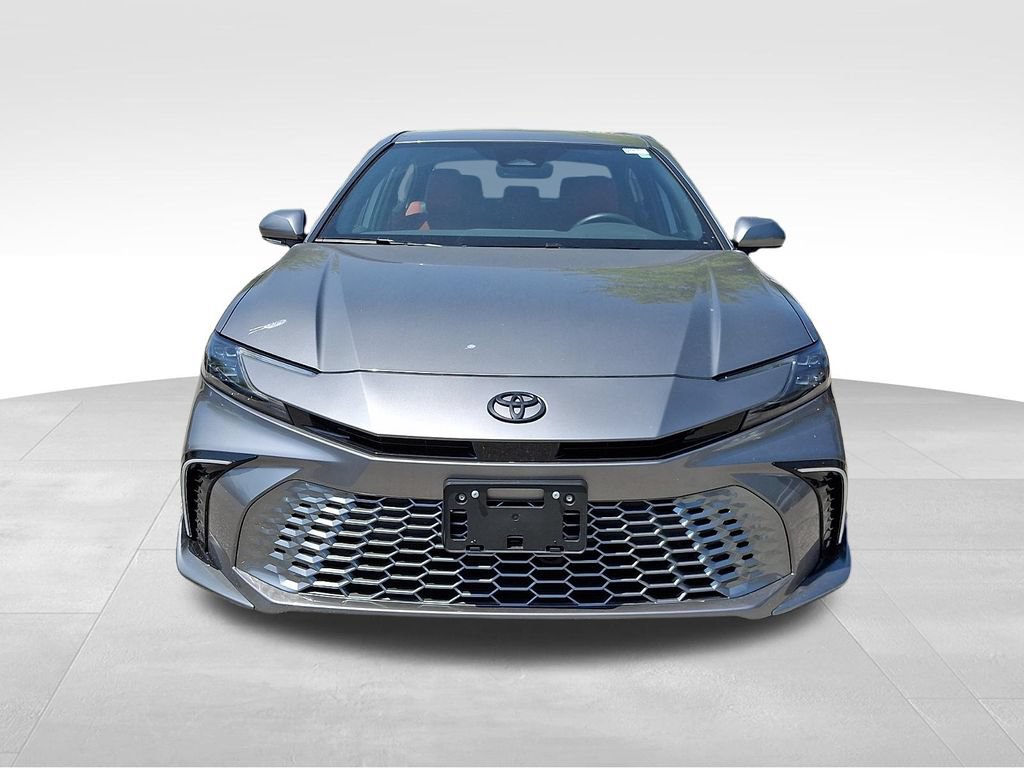 Used 2025 Toyota Camry XSE FWD image 2