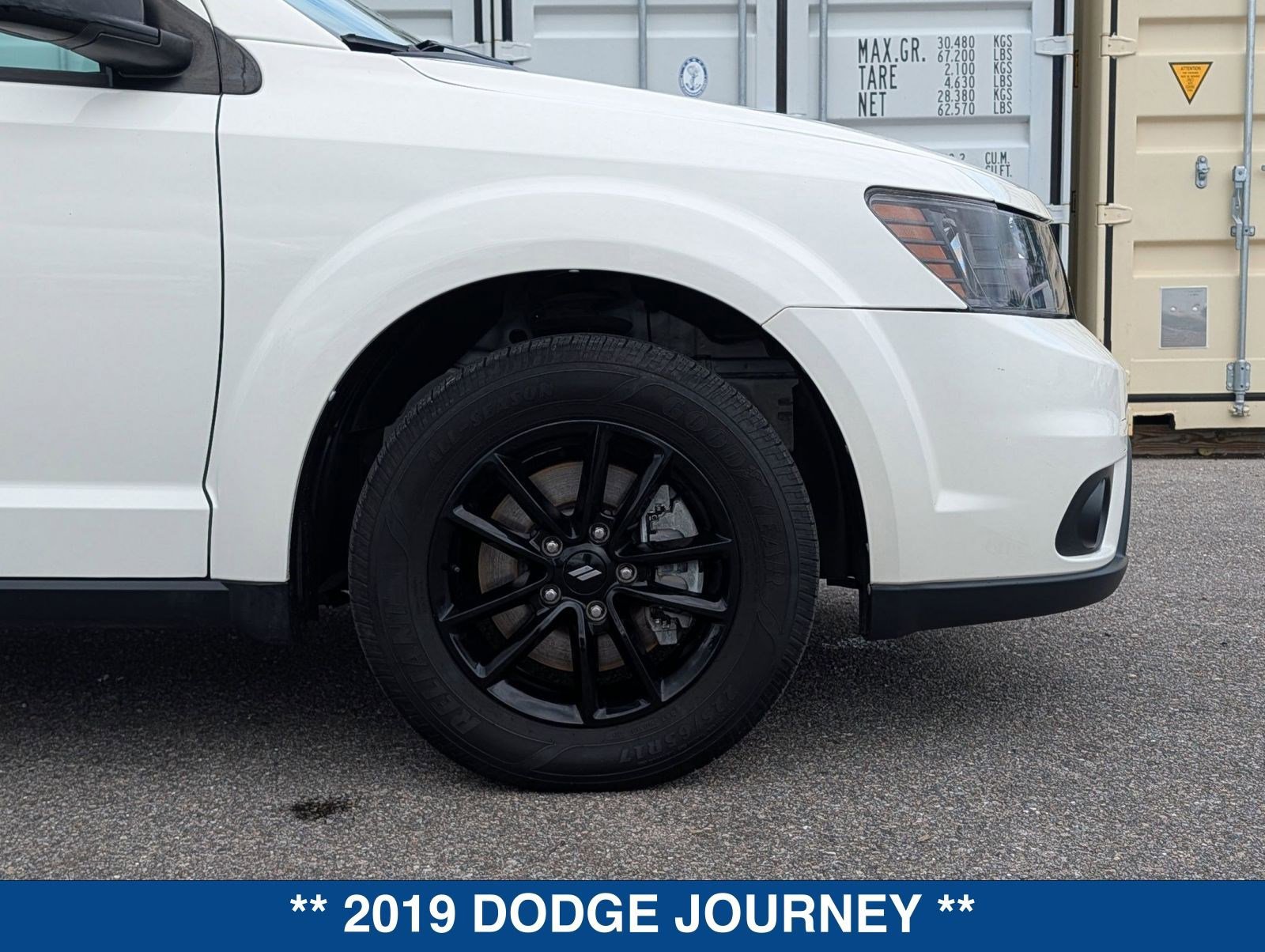 Used 2019 Dodge Journey SE w/ Blacktop Package image 11
