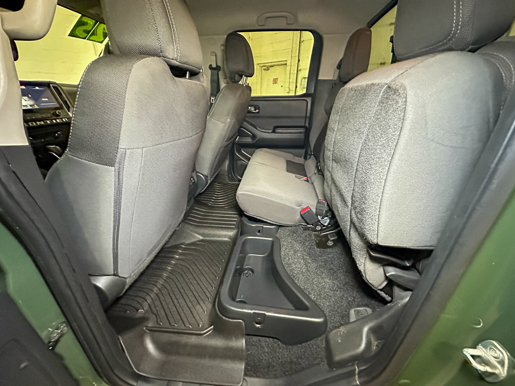 Used 2025 Nissan Frontier SV w/ SV Convenience Package AWD/4WD image 20