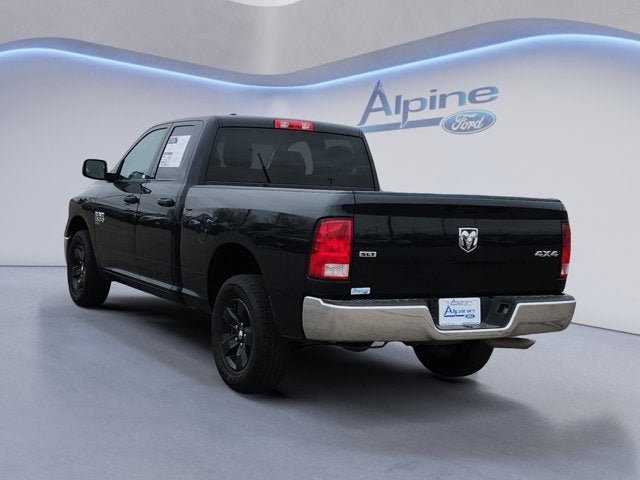 Used 2024 RAM 1500 Classic SLT image 3
