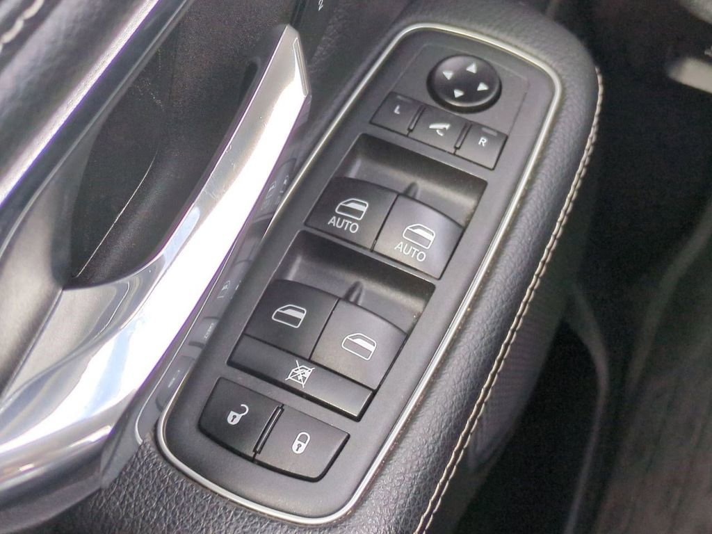 Used 2021 RAM 1500 Laramie image 24