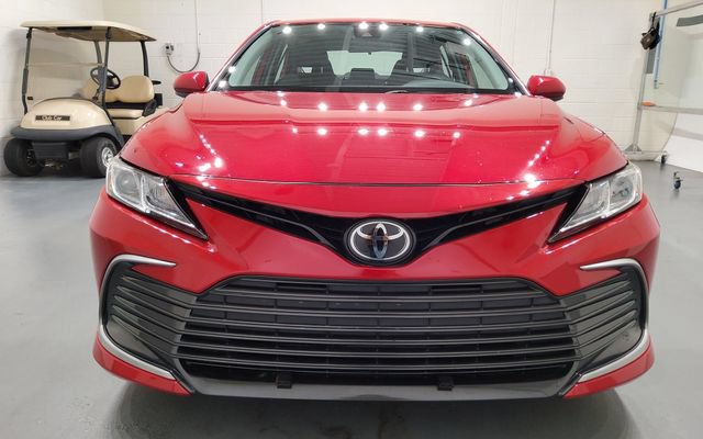 Used 2023 Toyota Camry LE FWD image 2