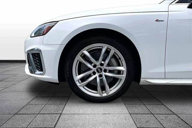 Used 2020 Audi A4 2.0T Premium w/ Convenience Package AWD/4WD image 4