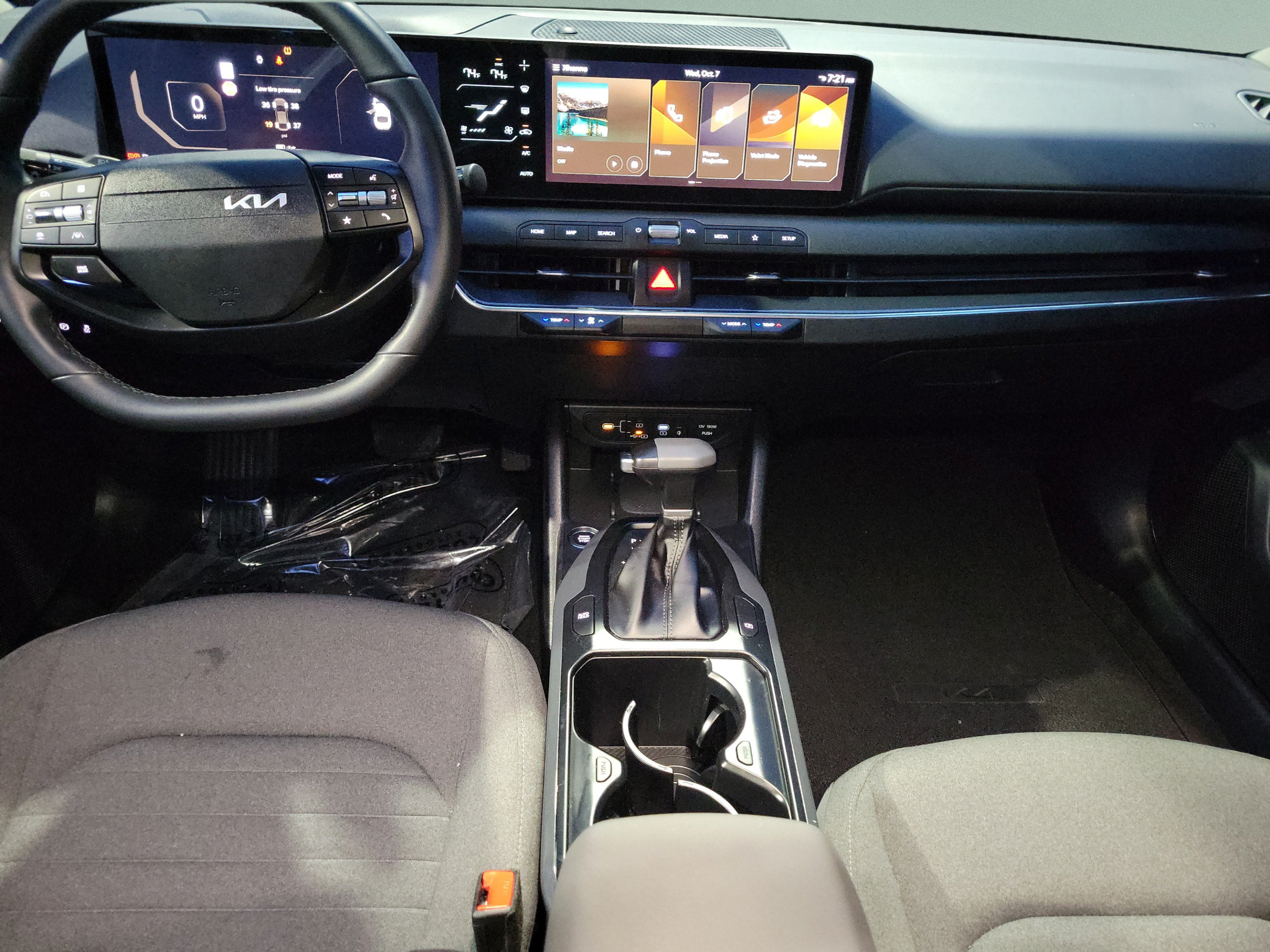 Certified 2025 Kia K4 EX FWD image 10