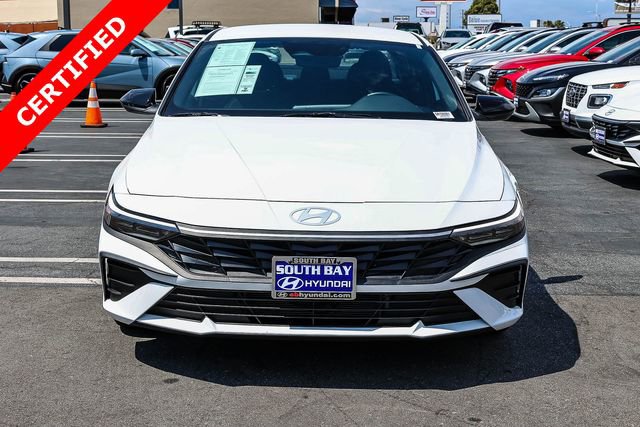 Certified 2025 Hyundai Elantra SEL FWD image 2