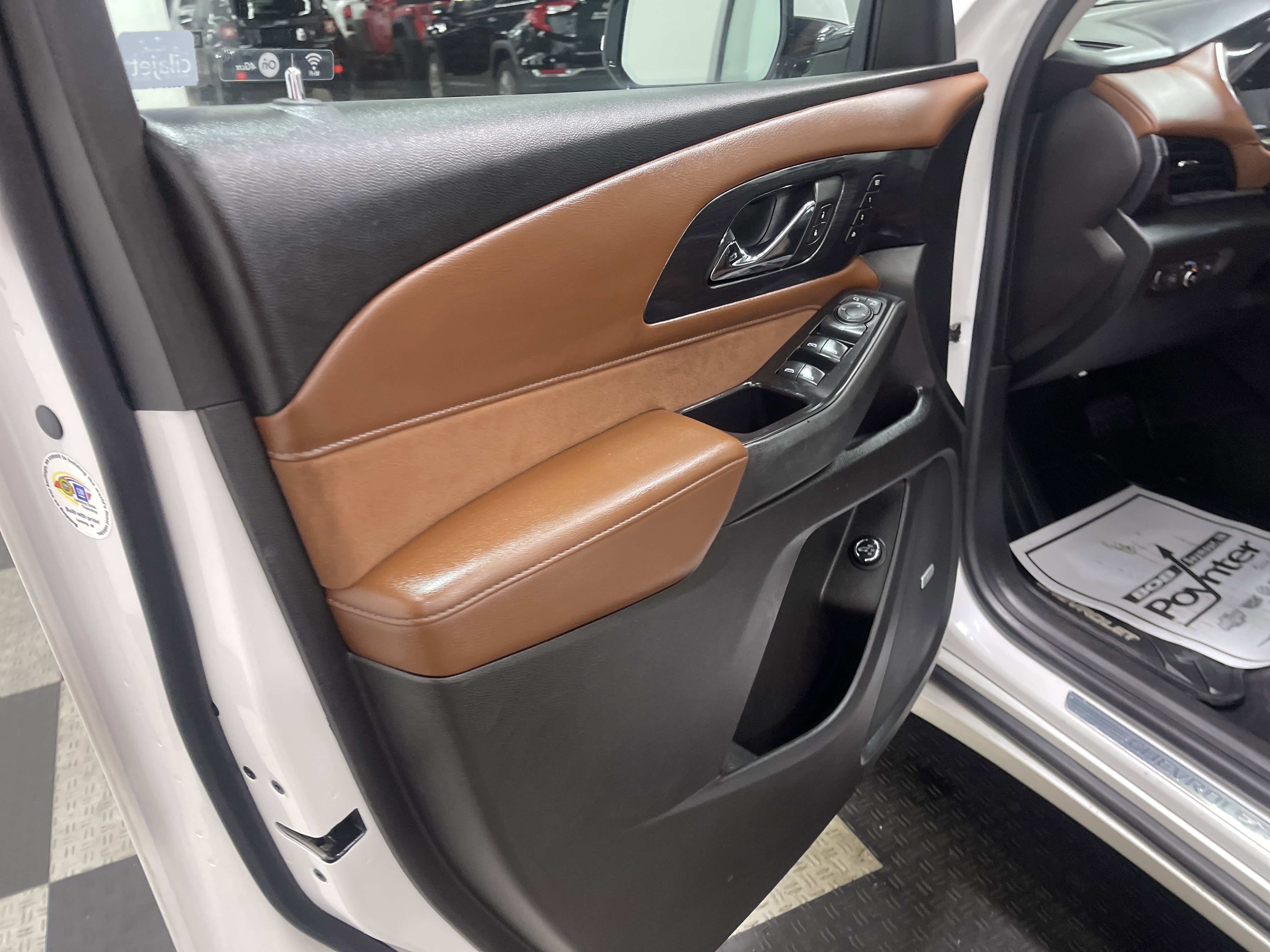 Used 2018 Chevrolet Traverse High Country image 10