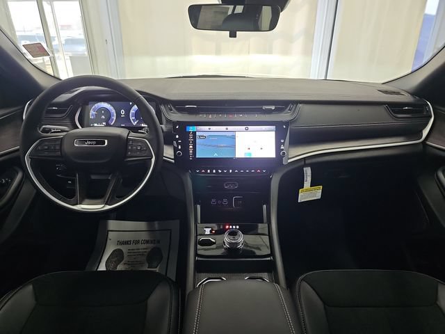 New 2026 Jeep Grand Cherokee Altitude AWD/4WD image 12