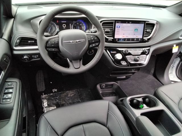 New 2026 Chrysler Pacifica Select AWD/4WD image 30