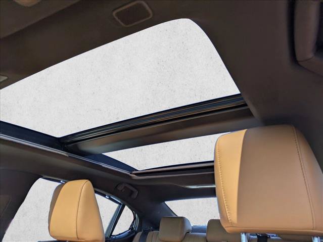 Used 2019 Lexus ES 350 Ultra Luxury w/ Accessory Package 2 FWD image 16