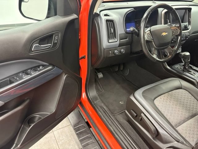 Used 2019 Chevrolet Colorado Z71 AWD/4WD image 11