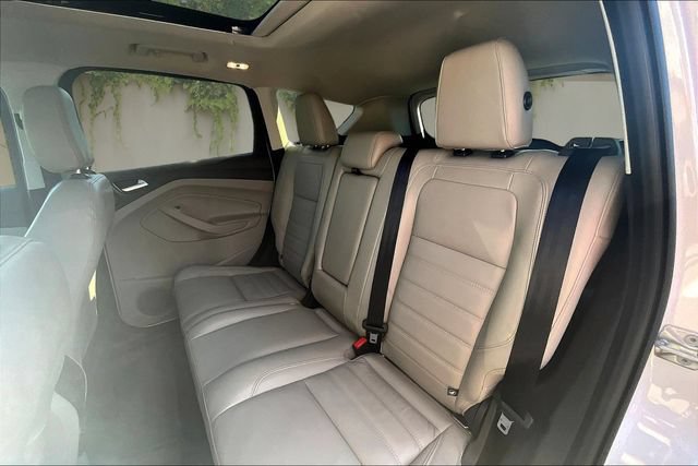Used 2019 Ford Escape Titanium AWD/4WD image 22