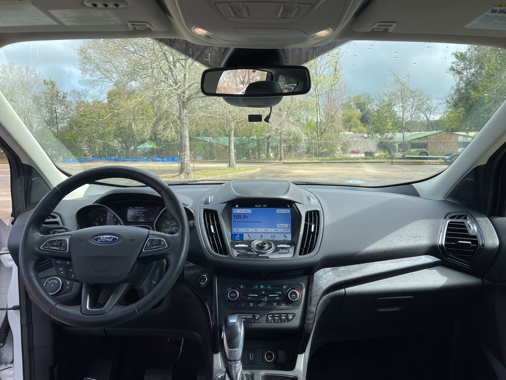 Used 2019 Ford Escape Titanium image 12