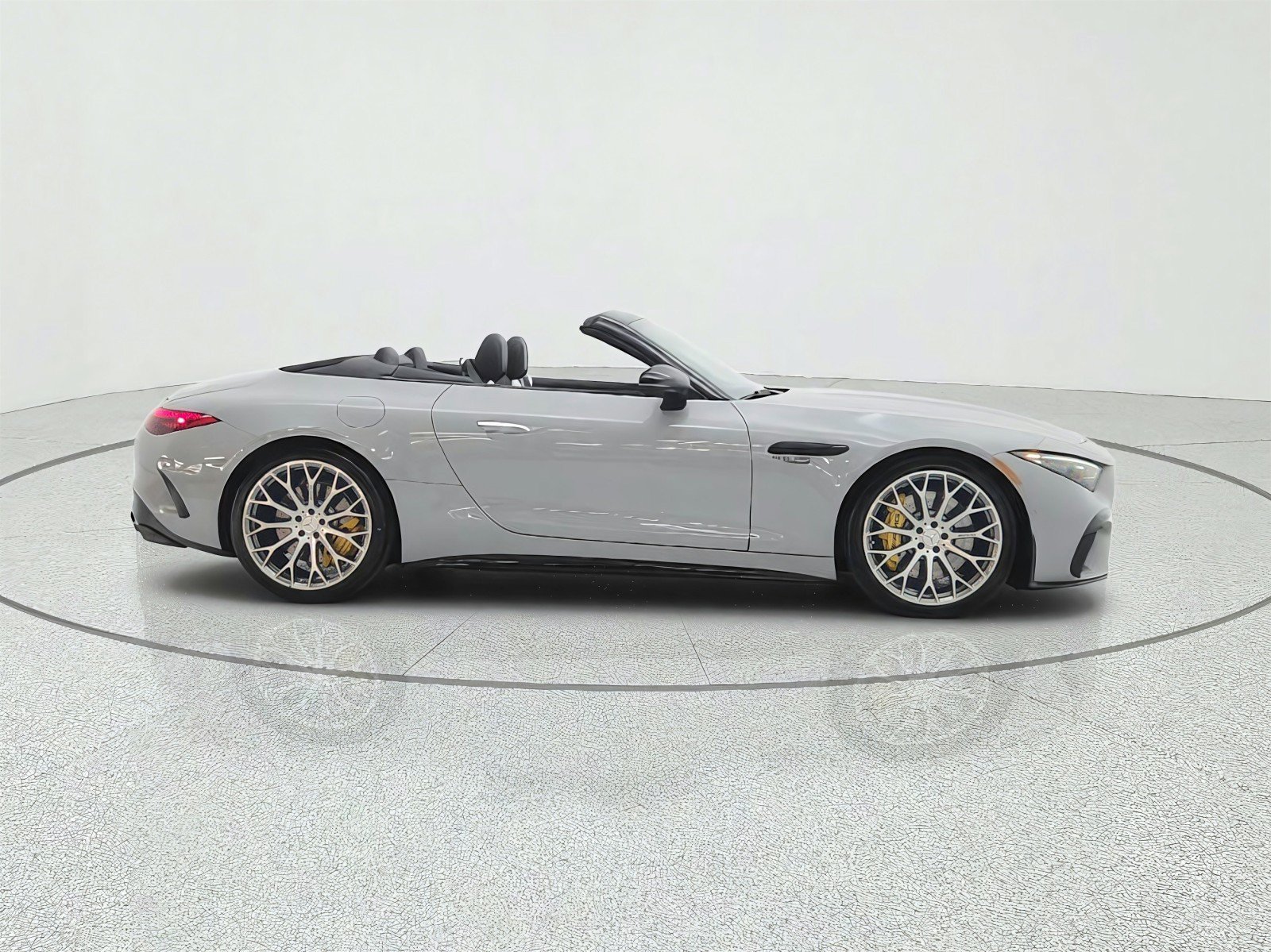 Certified 2022 Mercedes-Benz SL 63 AMG 4MATIC image 4