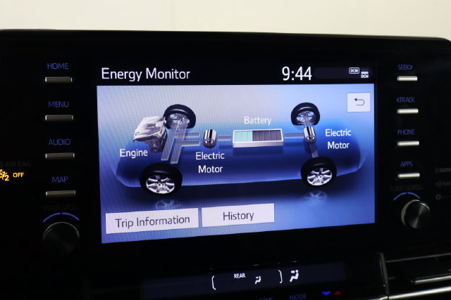 Used 2024 Toyota Sienna XLE AWD/4WD image 33