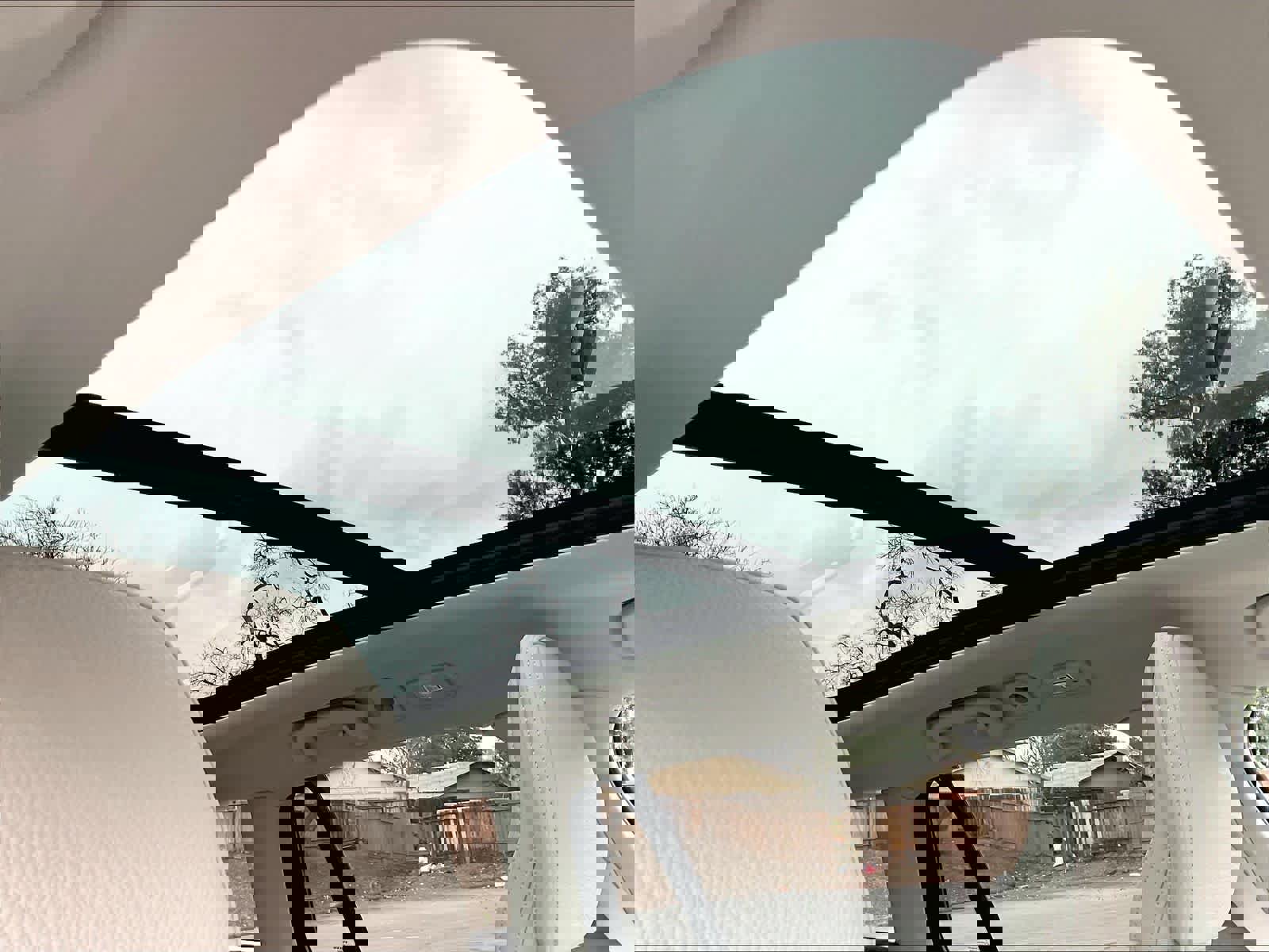 Used 2025 Volvo V60 B5 Cross Country Plus image 25