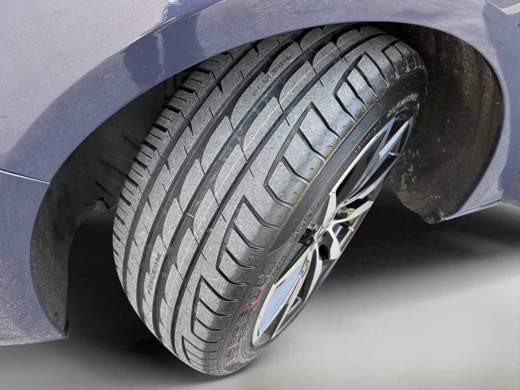 Used 2025 Chevrolet Malibu RS FWD image 10