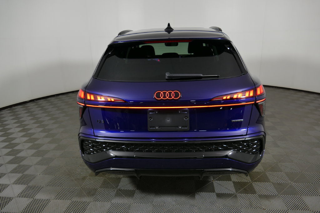 New 2026 Audi Q3 quattro 2.0T AWD/4WD image 4