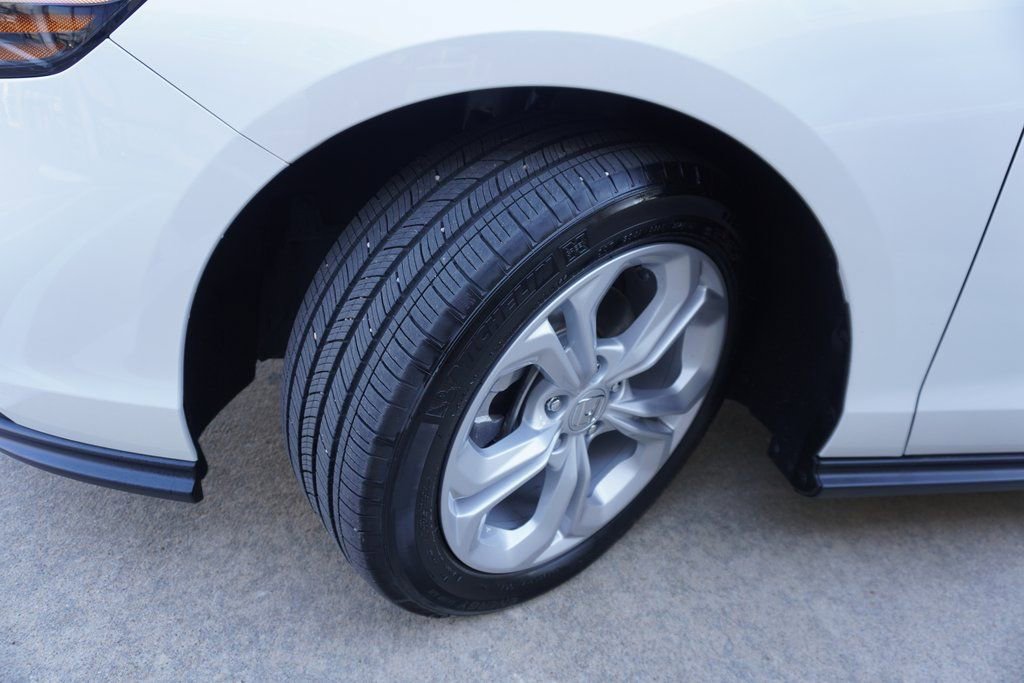 Used 2025 Honda Accord LX image 28