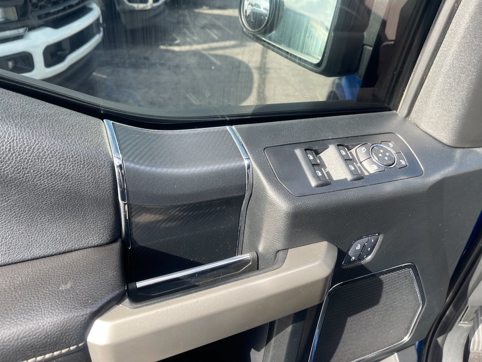 Used 2018 Ford F150 Lariat AWD/4WD image 13