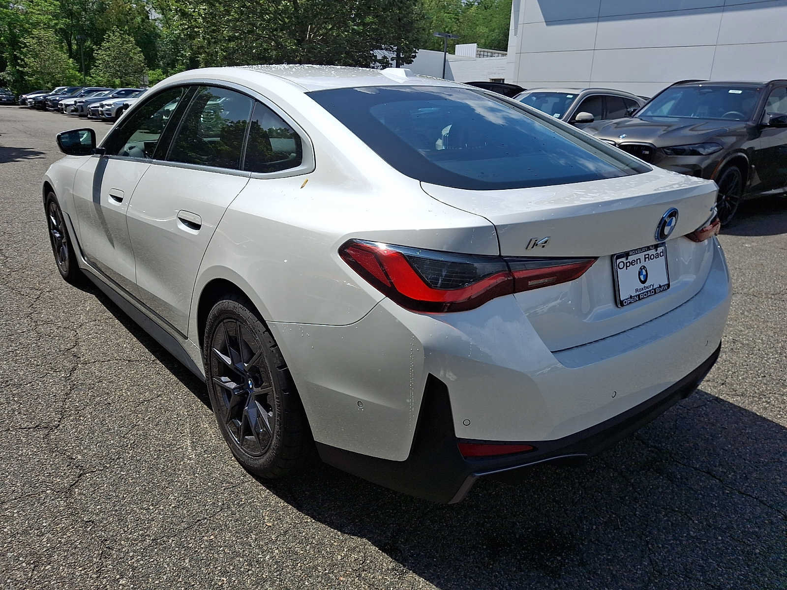 Used 2024 BMW i4 eDrive35 w/ Premium Package RWD image 4
