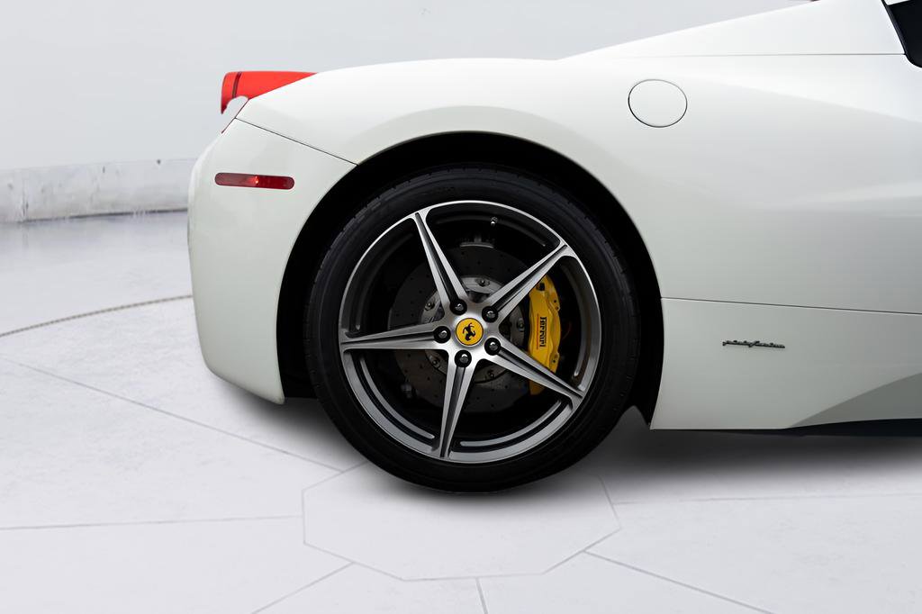 Used 2014 Ferrari 458 Spider RWD image 14