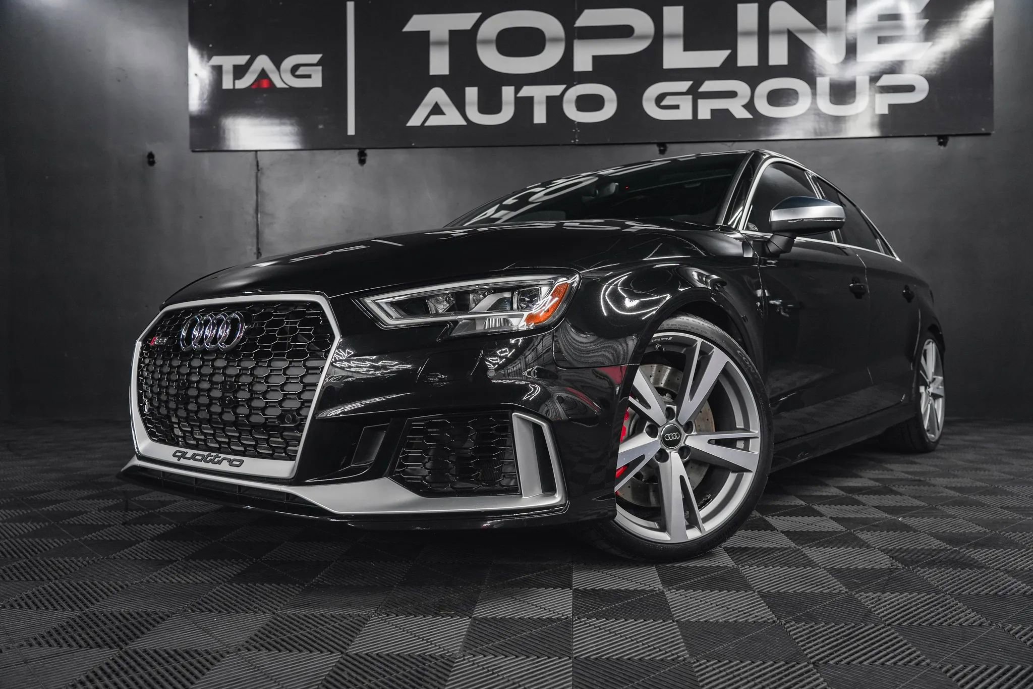Used 2020 Audi RS 3 w/ Navigation Package AWD/4WD image 2