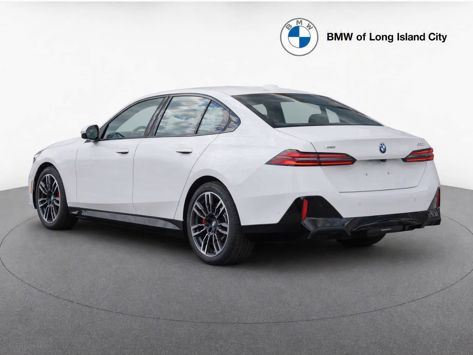 New 2027 BMW 530i xDrive w/ M Sport Package AWD/4WD image 5