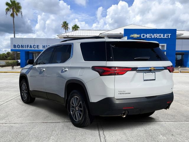 Used 2023 Chevrolet Traverse LT image 3