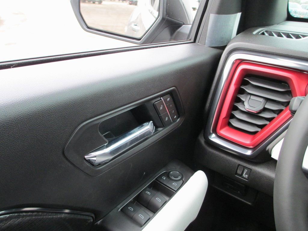 New 2026 GMC Canyon AT4X AWD/4WD image 15