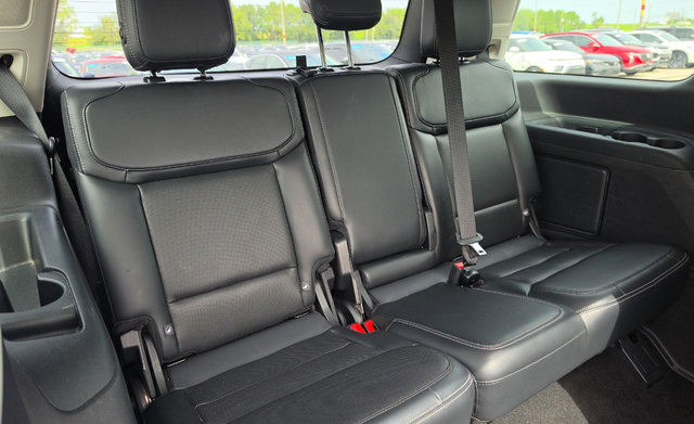 Used 2025 Ford Expedition Platinum AWD/4WD image 14